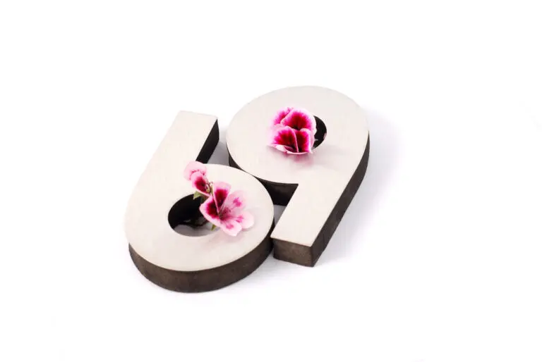 シックスナイン（69）のやり方とは？種類と気持ちよくなるコツ＆注意点