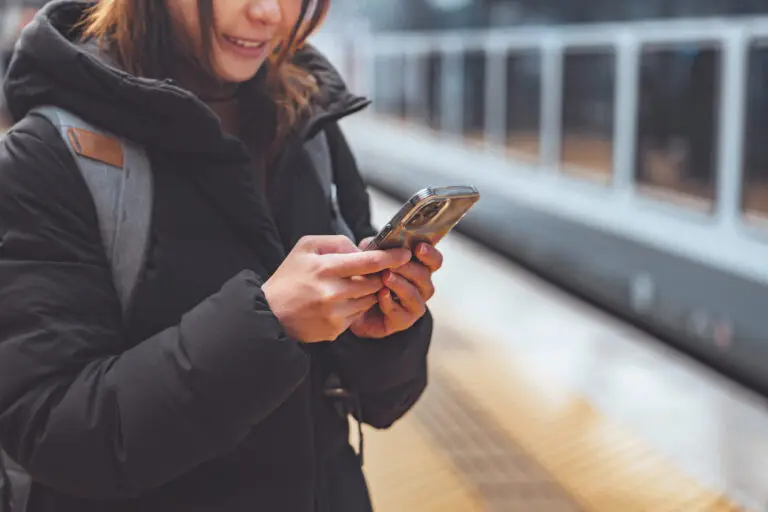 誘い受けの意味とは？BL漫画だけじゃない男女の恋愛に活かせる「受け」テクを解説