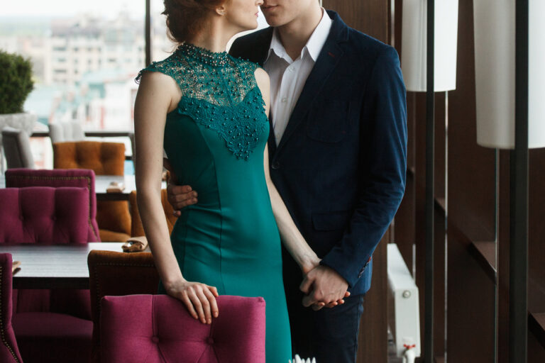 男好きな女性の特徴とは？男好き女あるあると男性目線の印象を紹介