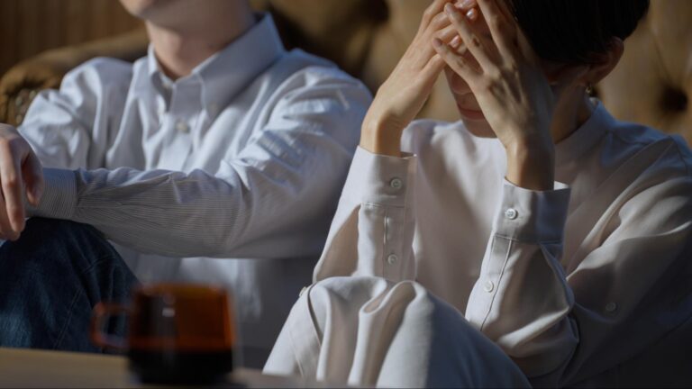 曖昧な関係を続ける男性心理とは？狙われやすい女性の特徴＆終わらせる方法