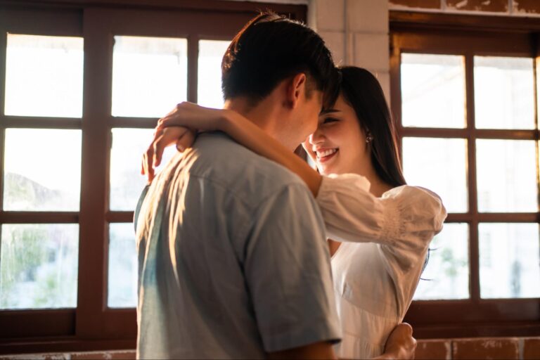 「ヒモ男」とは？気をつけるべき男性の特徴や対処法を紹介