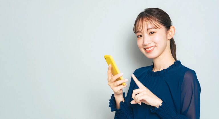 匂わせ女子とは？SNSで匂わせてしまう心理やうざがられる理由を解説