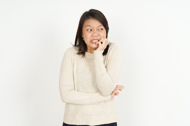 芋女とは？外見や性格の特徴や大人っぽく垢抜ける方法をわかりやすく解説