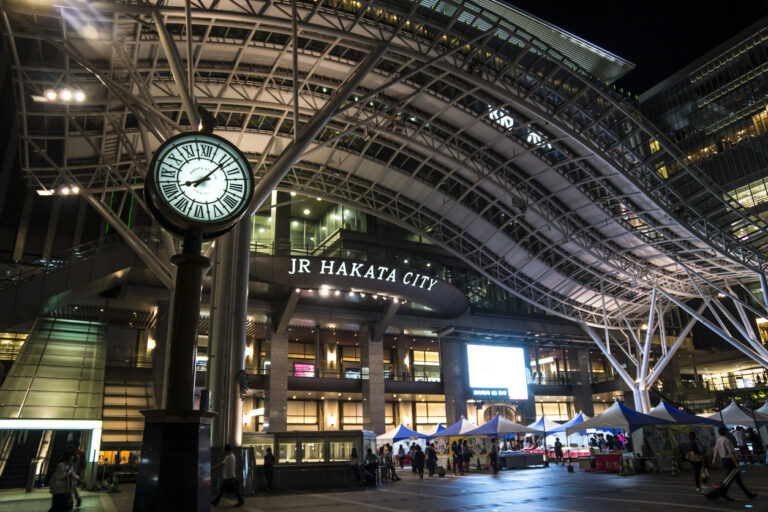 博多でセフレを作るには？おすすめのラブホテルや出会えるスポットを紹介