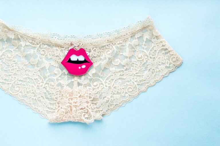 パイパンはクンニが気持ちよくなる？パイパンクンニのメリットや男性心理