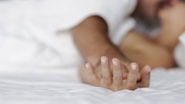 男性を興奮させる方法12選！日常やセックス中にできるテクニックを紹介
