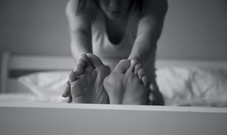 クリトリスが感じないのは包茎が原因？不感症女性必見の性感帯の見つけ方